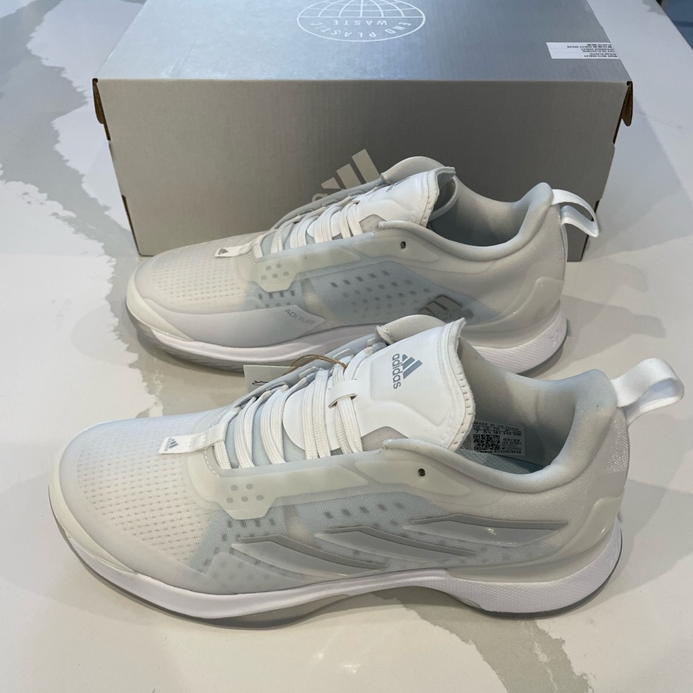 Adidas Avacourt Women’s Tennis & Pickleball Shoes GX7814